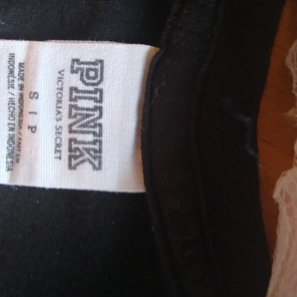 '"PINK" Long sleeve black tee, baseball type style - Picture 3 of 6